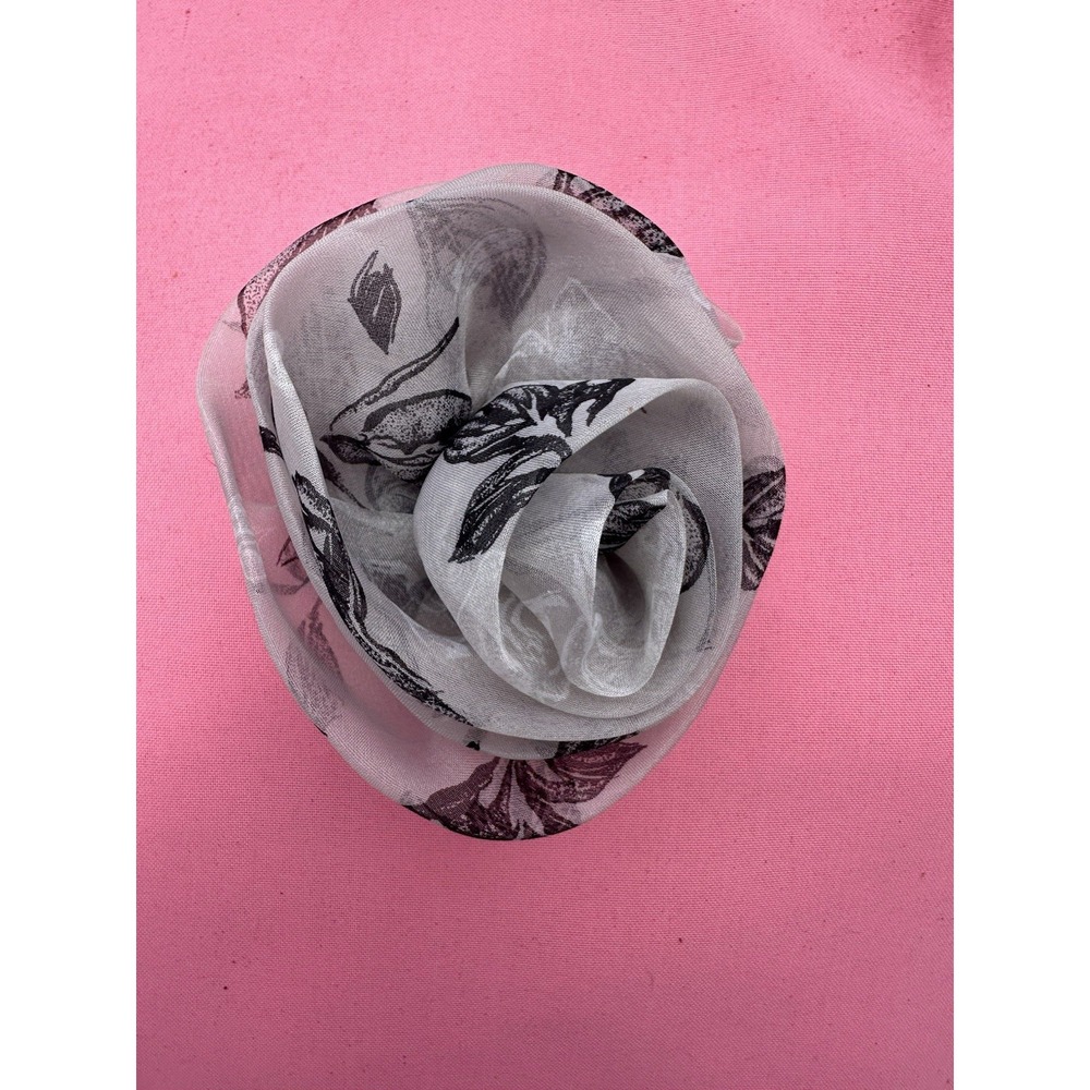 Eve Reid New York Gauze Fabric Gray‎ & Black Flower Pin Brooch